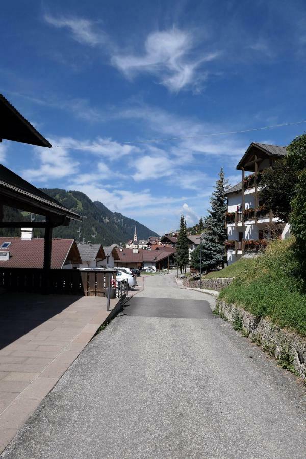 Apartments Casa Metz Santa Cristina Val Gardena Zewnętrze zdjęcie